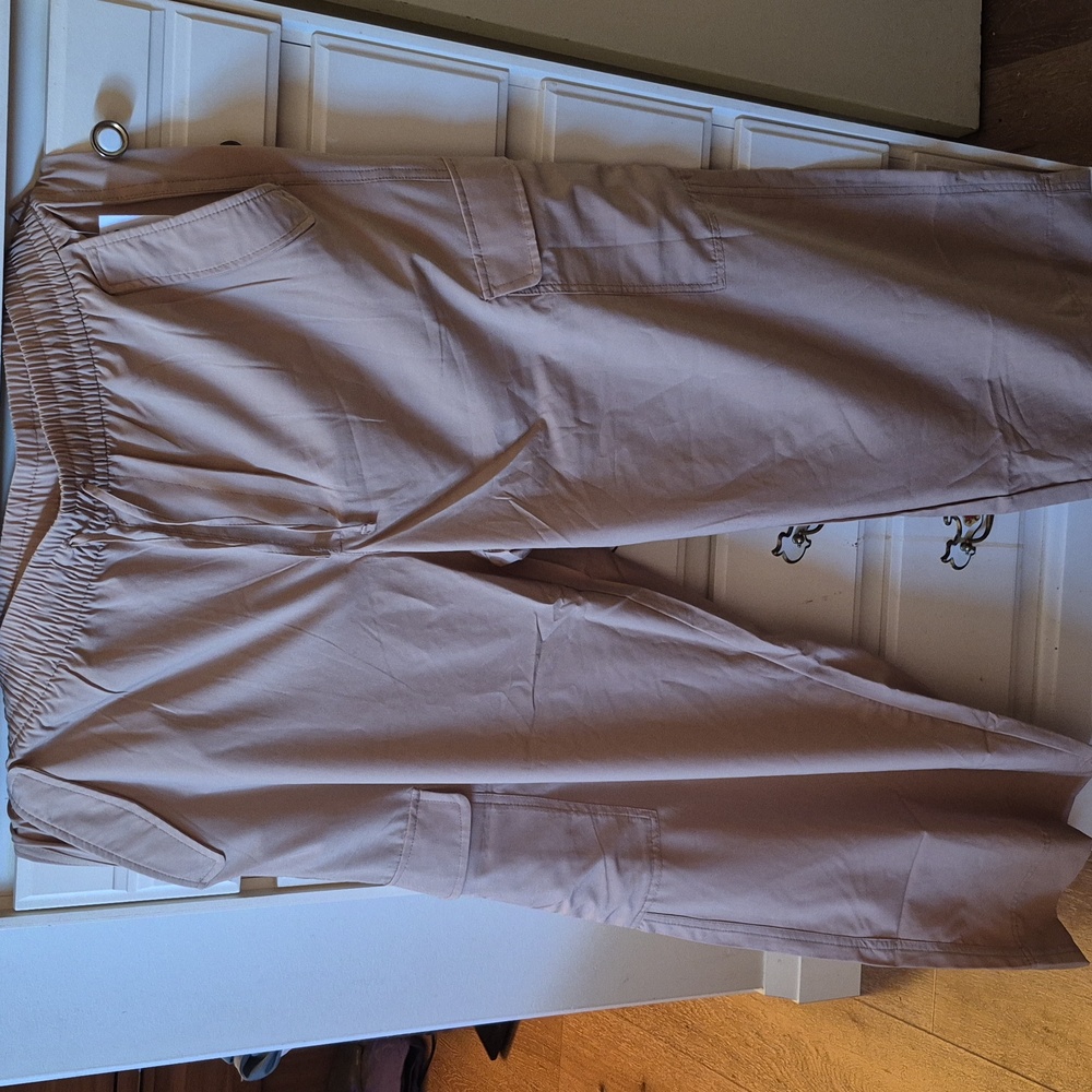 NWT Old Navy Cargos with Elastic Waistband